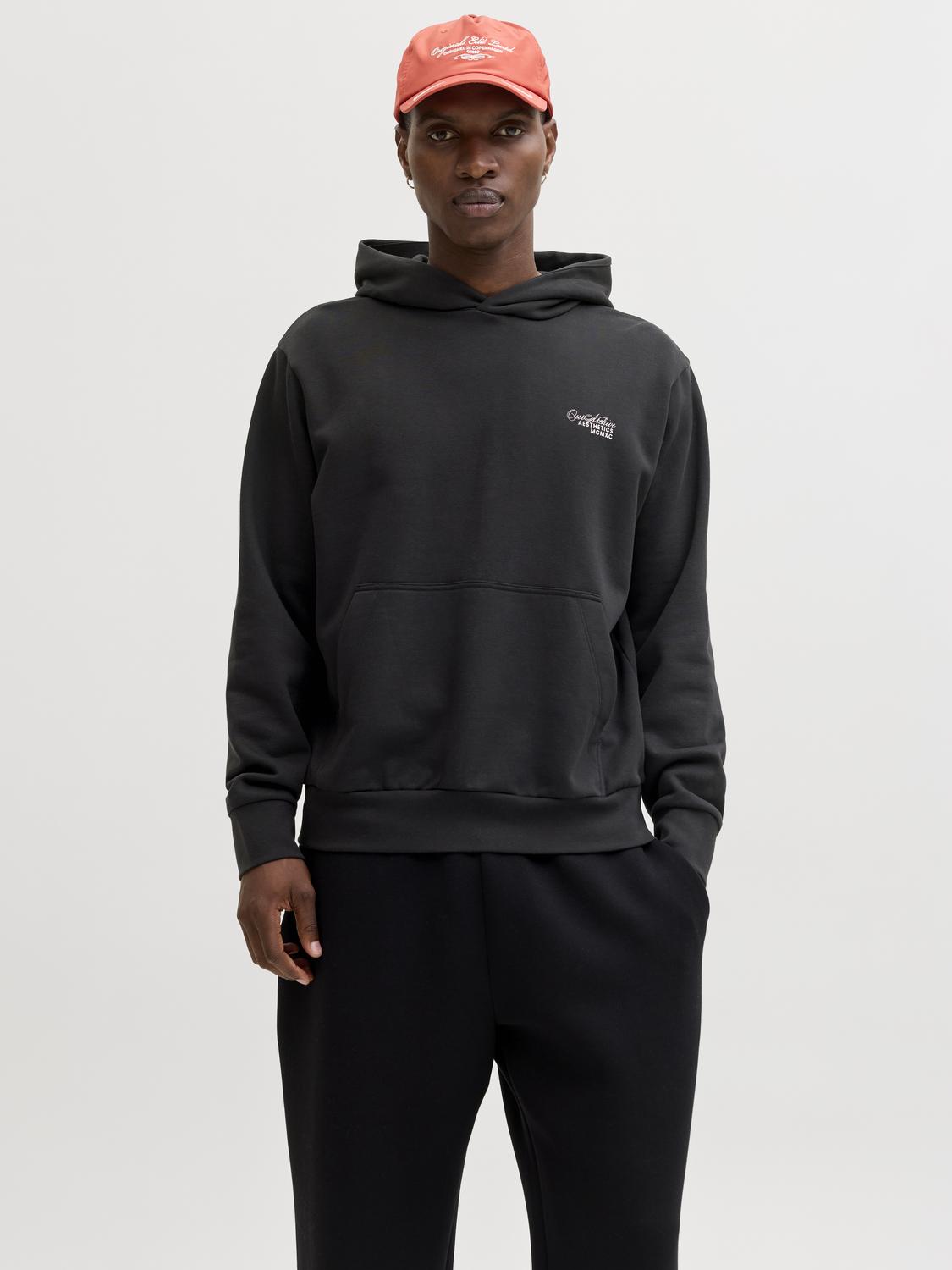model_shot-front